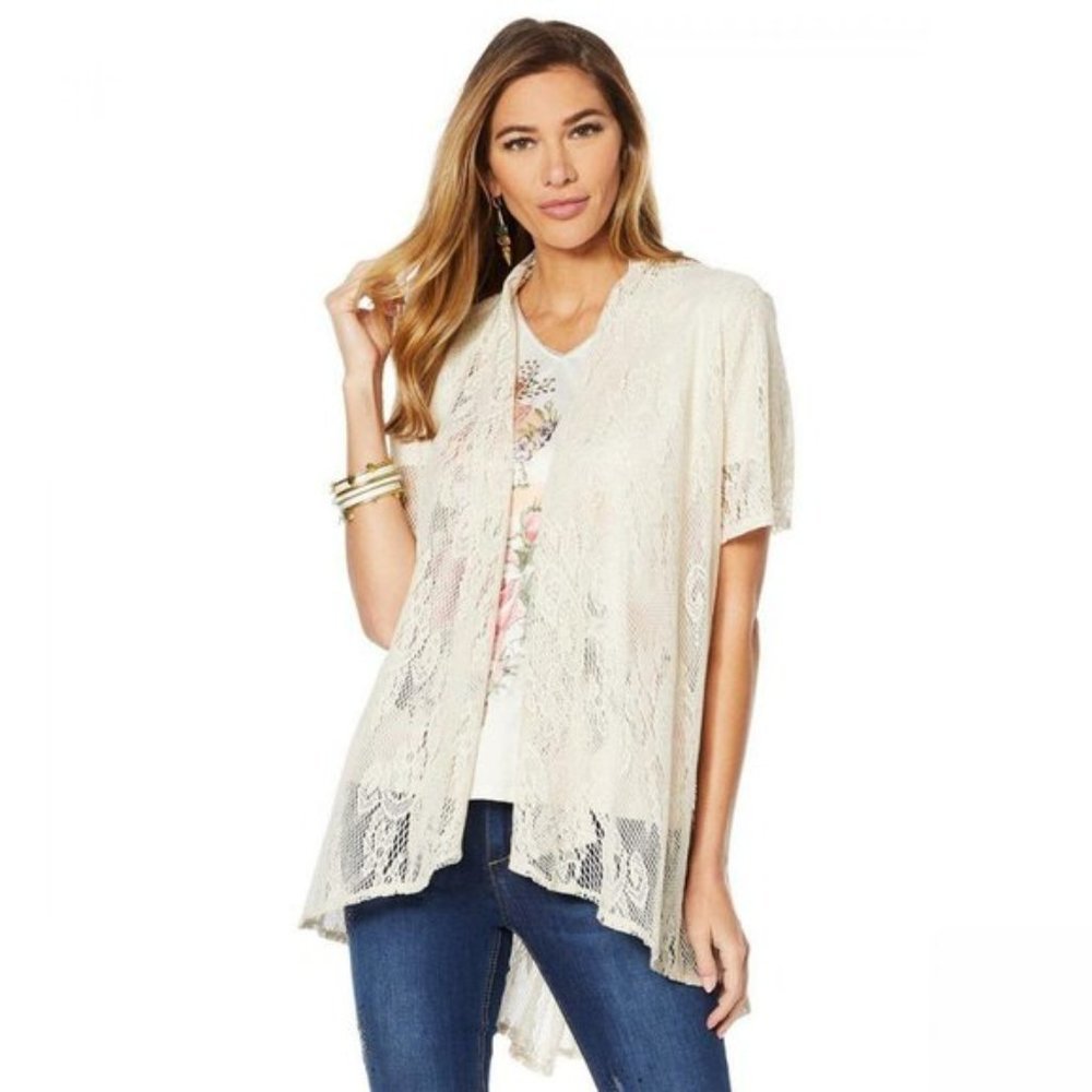 Labellum Hillary Scott Crochet Topper 636-800